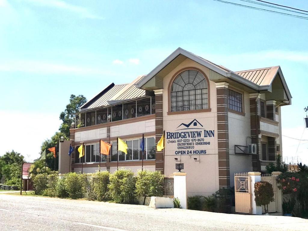 Bridgeview Hotel Laoag Bagian luar foto