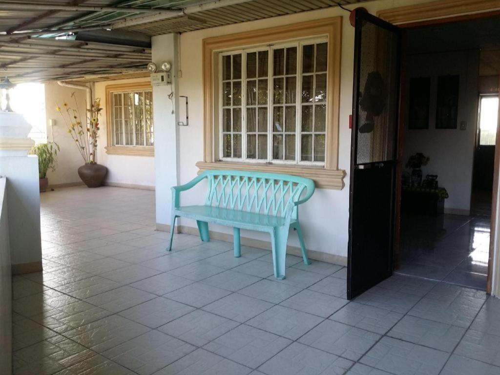 Bridgeview Hotel Laoag Bagian luar foto